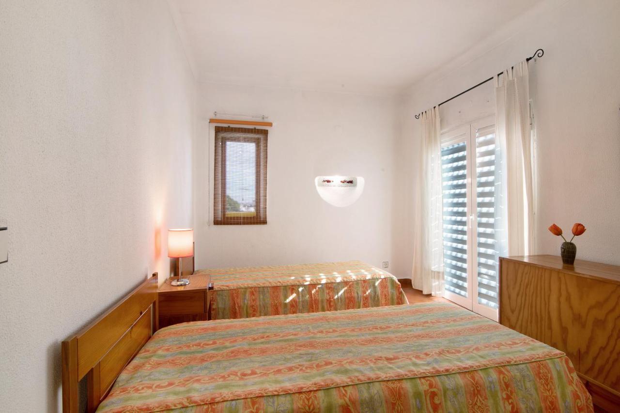 Apartamento Vila Mourisca Porches  Bagian luar foto